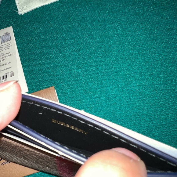 Burberry London England Blue Card Holder - Picture 4 of 4